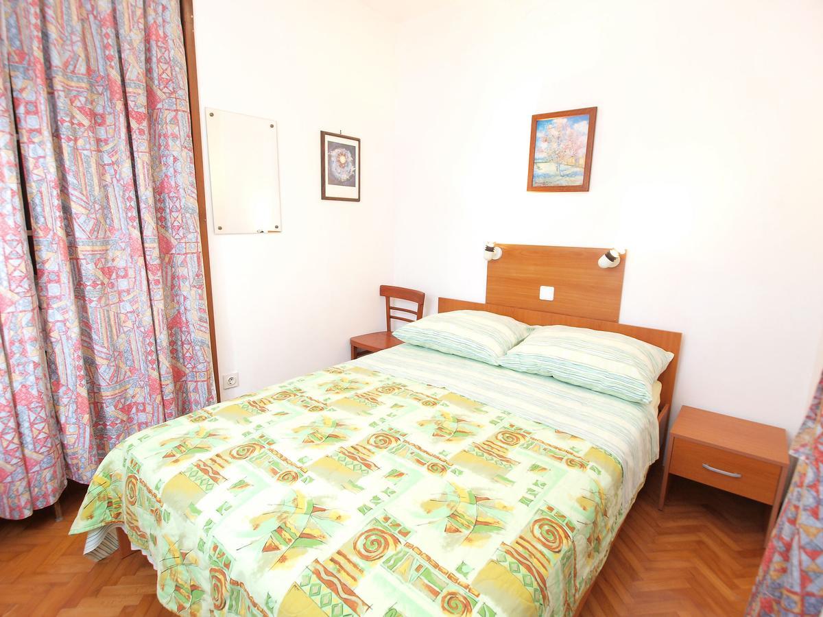 Apartments Ivan 41 Pula Exterior photo